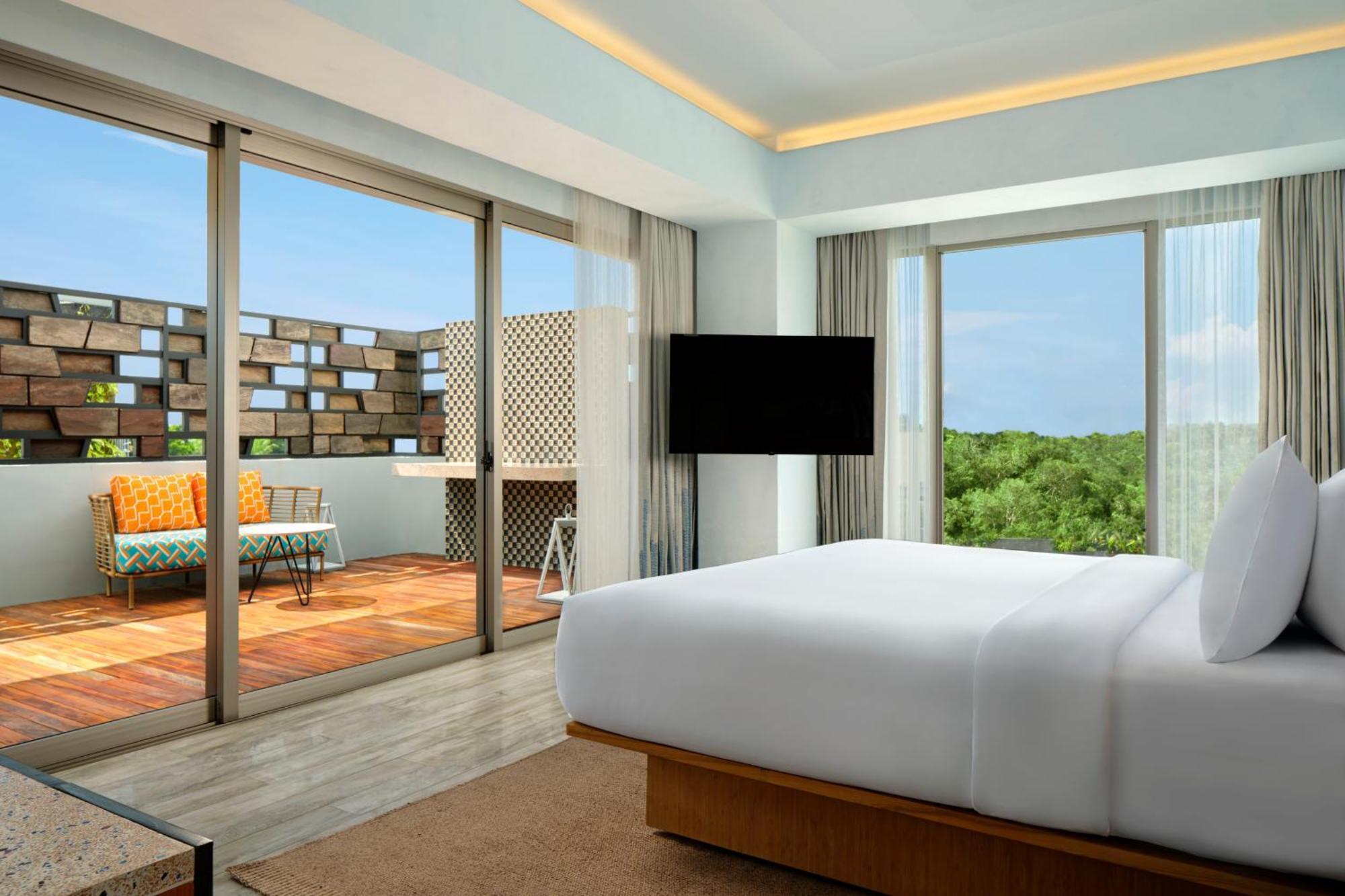 Hotel Aloft Bali Seminyak Esterno foto