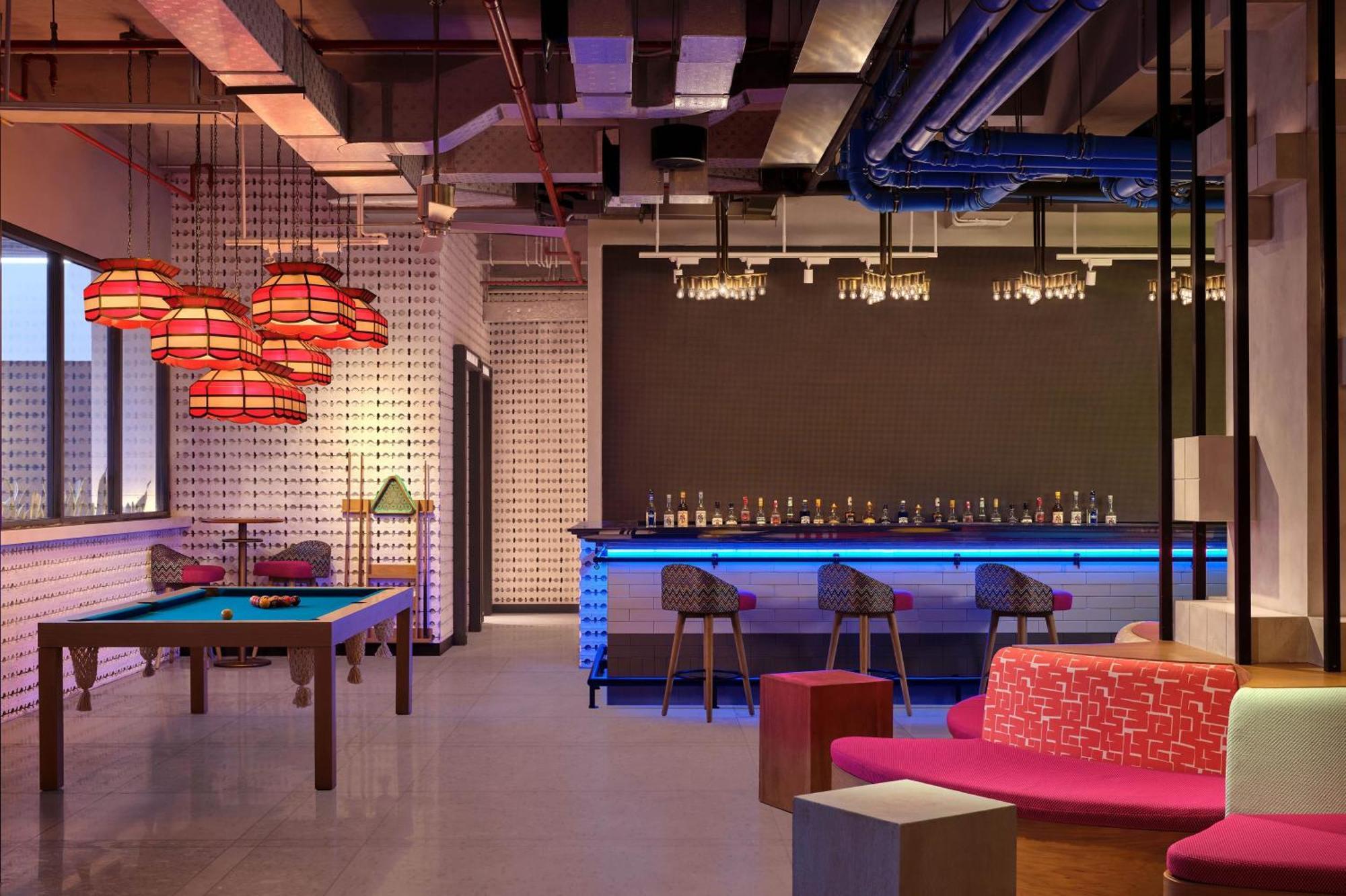 Hotel Aloft Bali Seminyak Esterno foto