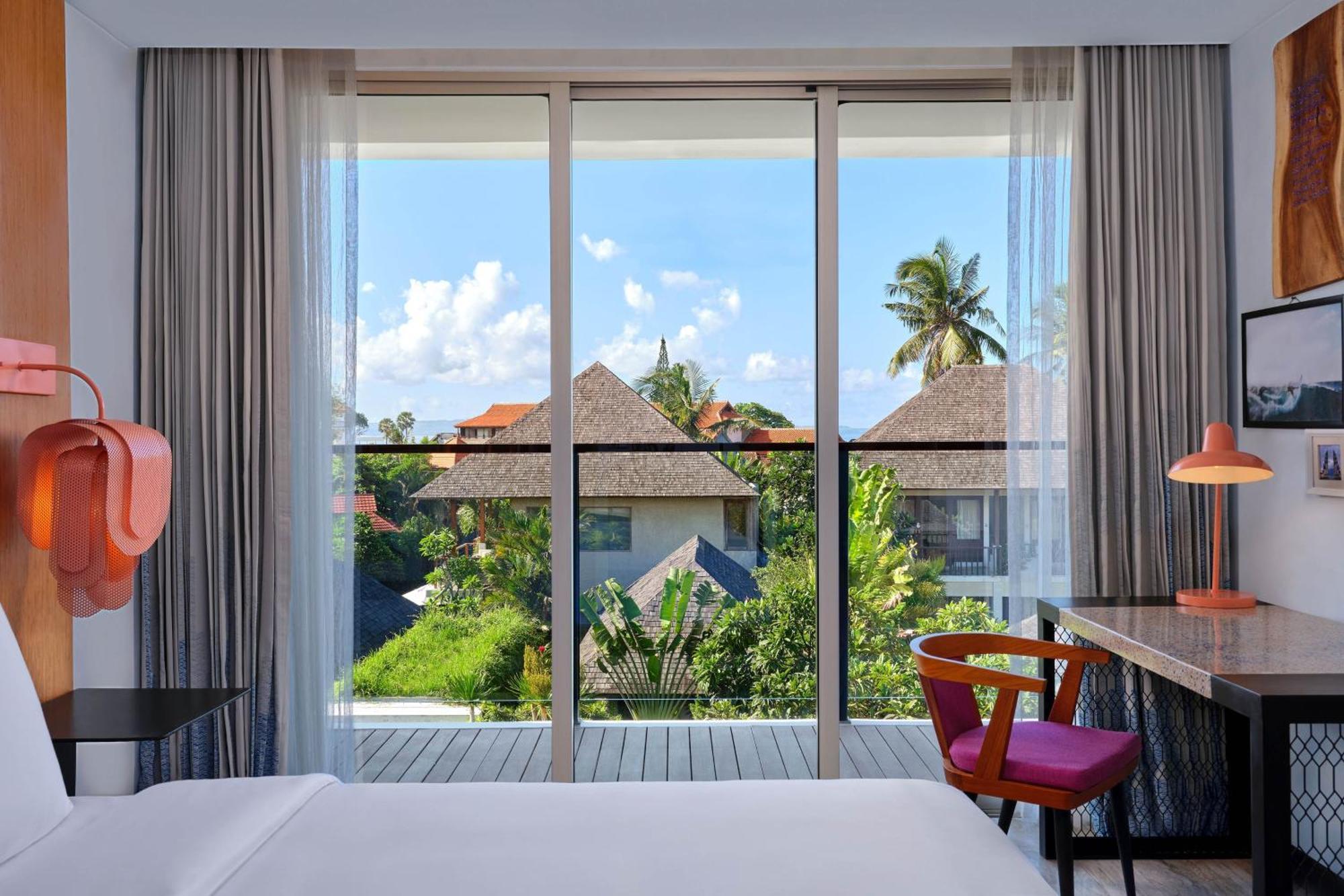 Hotel Aloft Bali Seminyak Esterno foto