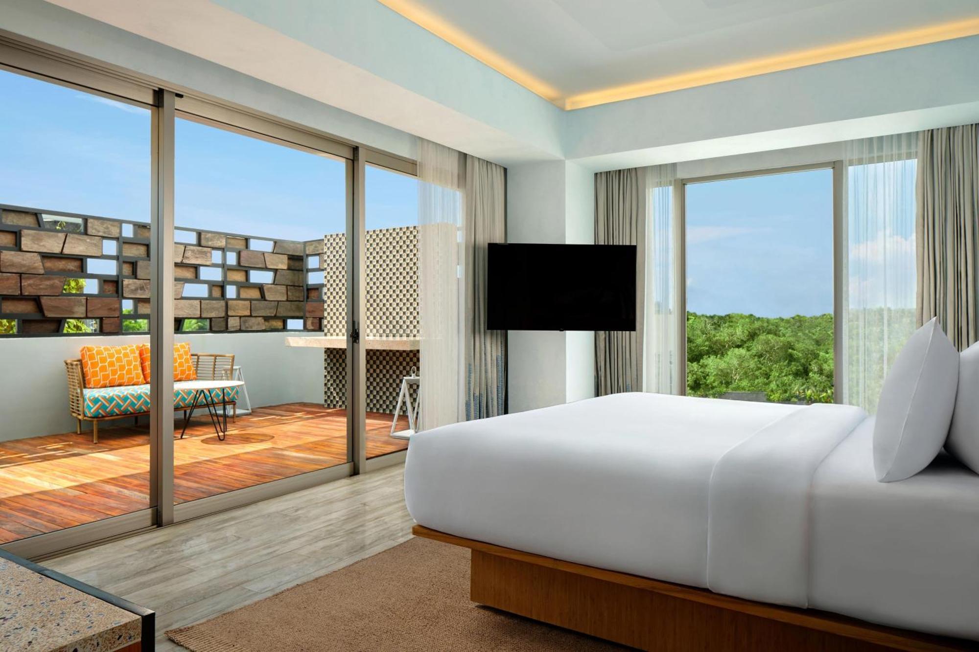 Hotel Aloft Bali Seminyak Esterno foto
